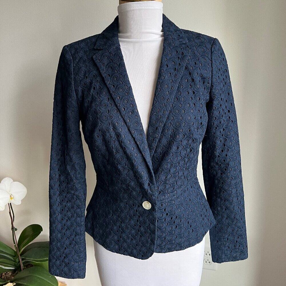 BANANA REPUBLIC EYELET LACE NAVY BLAZER SIZE 2